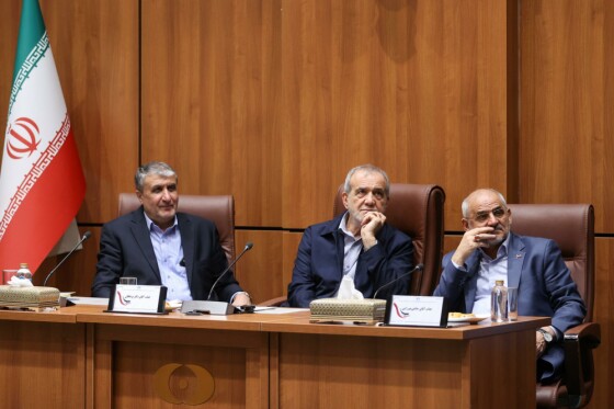 حضور دکتر مسعود پزشکیان در سازمان انرژی اتمی