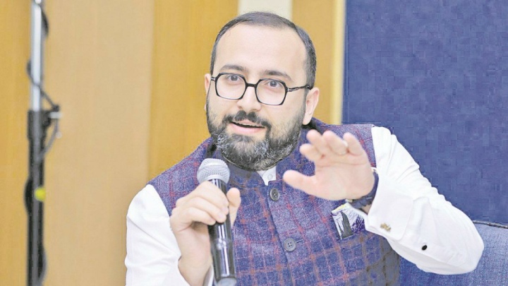 در امتداد موج‌ها؛ هند به ایران می رسد