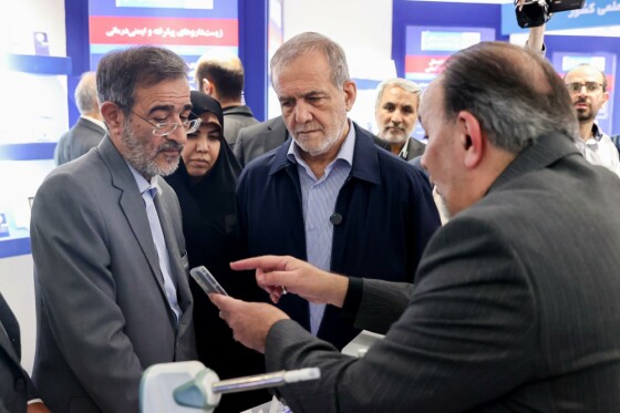 بازدید از نمایشگاه دستاوردهای شاخص علمی و فناورانه جهاددانشگاهی