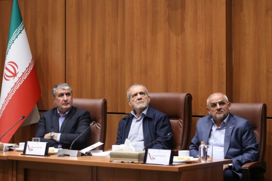 حضور دکتر مسعود پزشکیان در سازمان انرژی اتمی