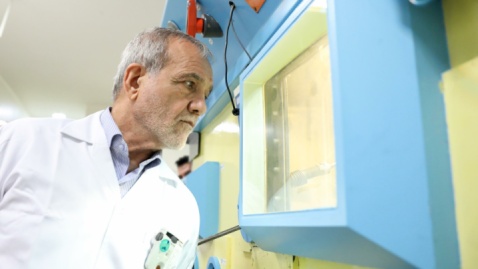 فیلم /  فعالیت‌های هسته‌ای ایران کاملا صلح آمیز است