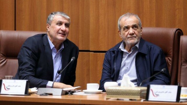 دولت با تمام توان از توسعه صنعت هسته‌ای صلح‌آمیز کشور حمایت می‌کند/ تأسیسات هسته‌ای را دوباره و با قدرت بیشتری می‌سازیم