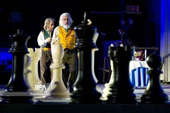 نمایش موزیکال الیور توئیست