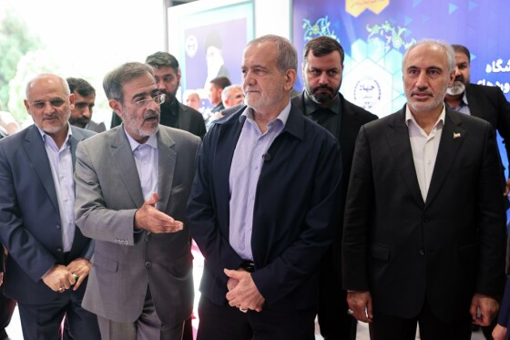 بازدید از نمایشگاه دستاوردهای شاخص علمی و فناورانه جهاددانشگاهی