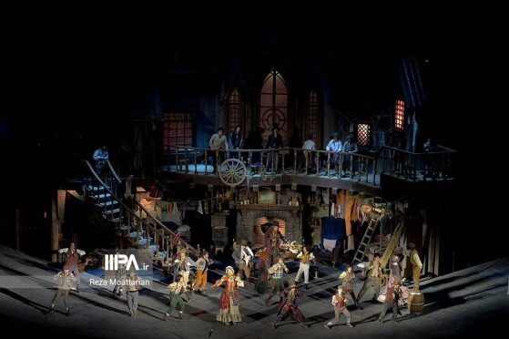 نمایش موزیکال الیور توئیست