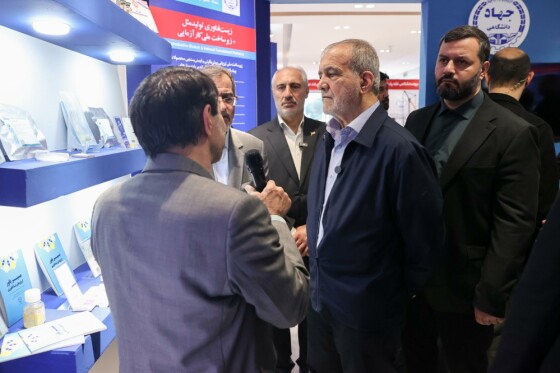 بازدید از نمایشگاه دستاوردهای شاخص علمی و فناورانه جهاددانشگاهی