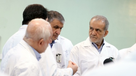 گزارش تصویری/ حضور دکتر مسعود پزشکیان در سازمان انرژی اتمی