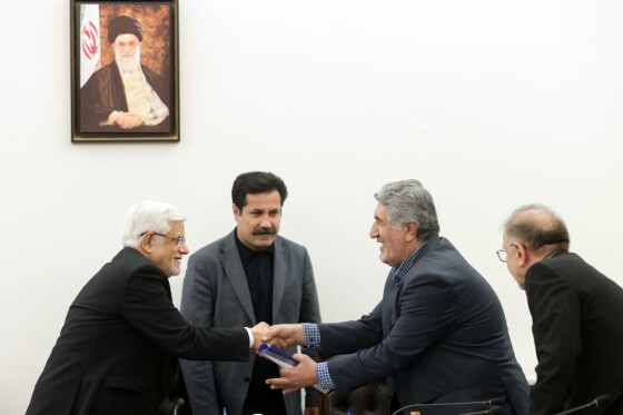 جلسه معاون اول رئیس جمهور با جمعی از صاحب‌نظران امور عشایری کشور