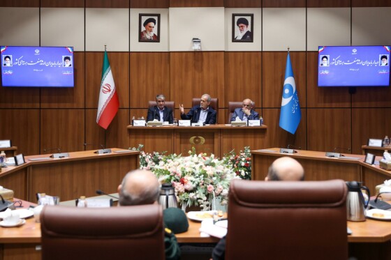 حضور دکتر مسعود پزشکیان در سازمان انرژی اتمی