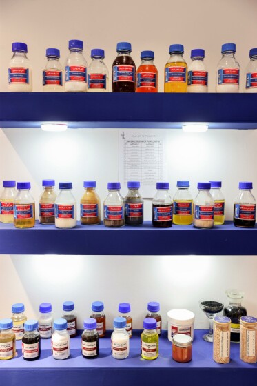 بازدید از نمایشگاه دستاوردهای شاخص علمی و فناورانه جهاددانشگاهی