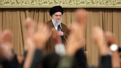 فیلم/ فیلم کامل بیانات صبح امروز رهبر انقلاب در دیدار دانشآموزان و دانشجویان