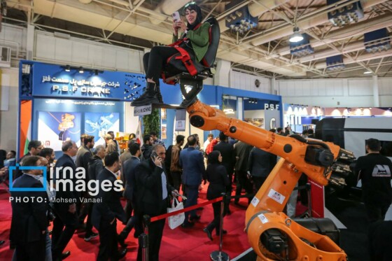 بازدید وزیر صنعت از نوزدهمین نمایشگاه بین المللی معدن