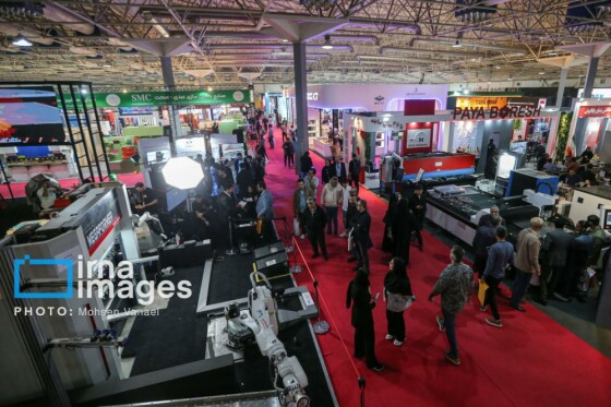 بازدید وزیر صنعت از نوزدهمین نمایشگاه بین المللی معدن