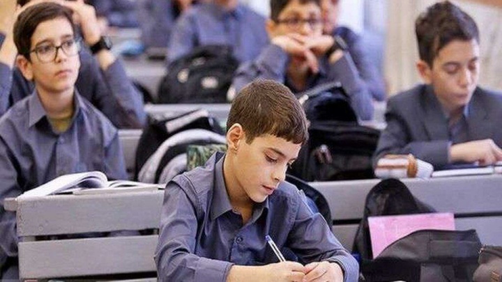 چرا تاب‌آوری در میان دانش‌آموزان و نوجوانان کم شده است؟