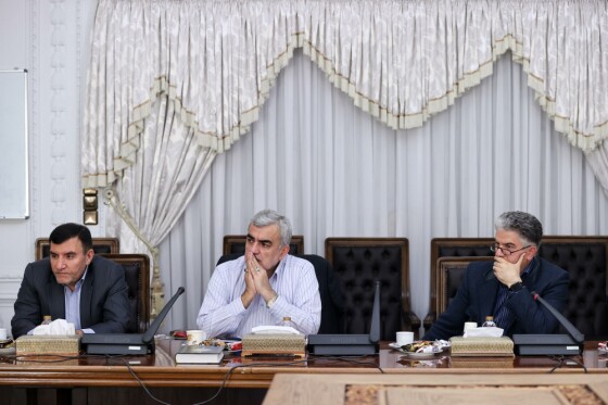 نشست ارزیابی اقدامات انجام شده در راستای اجرای طرح پزشک خانواده و نظام ارجاع