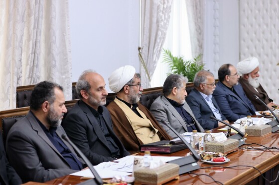 جلسه شورای عالی انقلاب فرهنگی