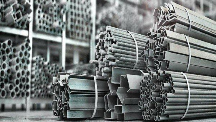 فولادی‌ها در انتظار رونق بازار مسکن