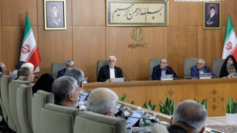 تاکید رئیس جمهور بر ضرورت تداوم مسیر پیشرفت علمی و حمایت از رویکردهای دانش‌بنیان