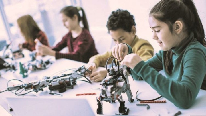 جادوی هوش مصنوعی در مدرسه «آلفا»