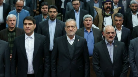 گزارش تصویری/ نشست دکتر مسعود پزشکیان  با فرهیختگان و فعالان اجتماعی و فرهنگی استان کردستان