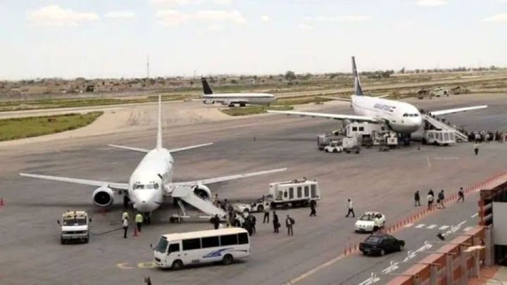 اجرای دو سیاست برای کاهش نرخ بلیت هواپیما