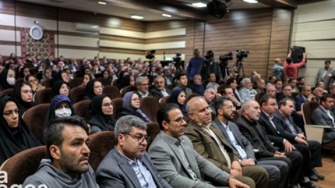 خواسته‌های فعالان اقتصادی کردستان از رییس جمهور/ توسعه زیرساخت‌ها تا رفع موانع مالی