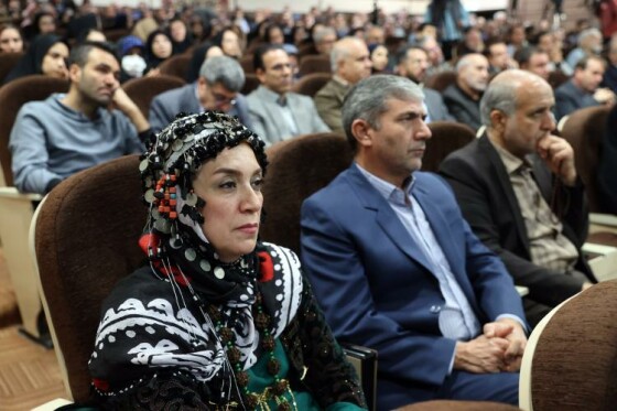 نشست دکتر مسعود پزشکیان با فرهیختگان و فعالان اجتماعی و فرهنگی استان کردستان