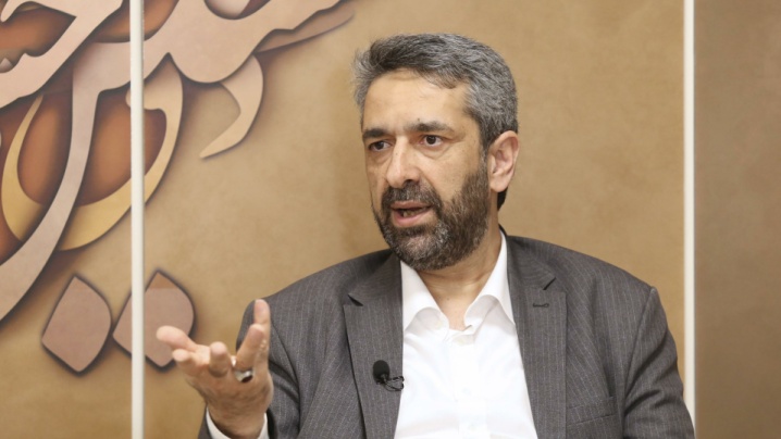 واکنش طباطبایی به شایعه گرانی بنزین؛ دروغ نگویید