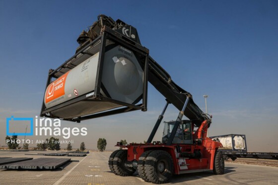 ورود اولین قطار باری برنامه‌ریزی شده از روسیه به آپرین