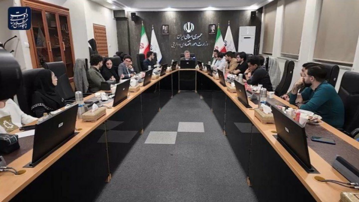 تمام نسل زدی‌ها باید دیده شوند/نباید حتی نسبت به یک نفر از نسل زدی‌ها بی‌تفاوتی شود