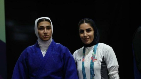 پرچمدار ایران به مدال برنز رسید/ بربط اولین مدال‌آور ایران در ریاض