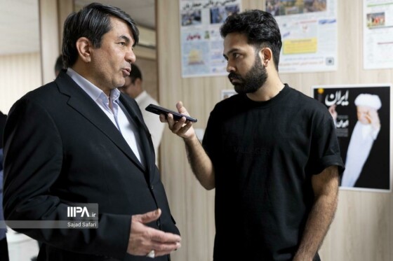 بازدید استاندار کرمان از روزنامه ایران