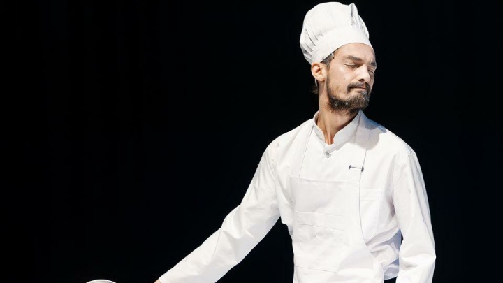 نمایش «POV» به فلسفه وجودی انسان با زبانی متفاوت می‌پردازد