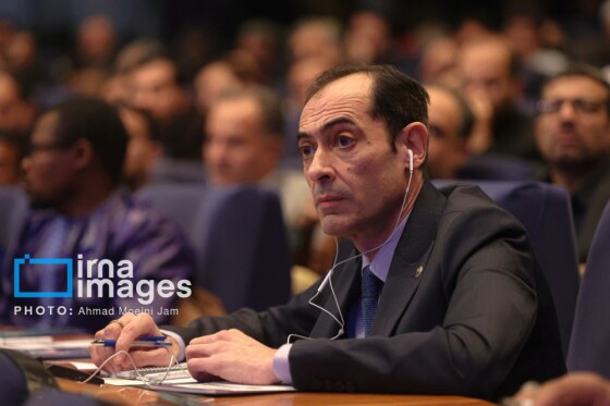 ”همایش ما و غرب در آراء و اندیشه‌های حضرت آیت الله العظمی خامنه‌ای”