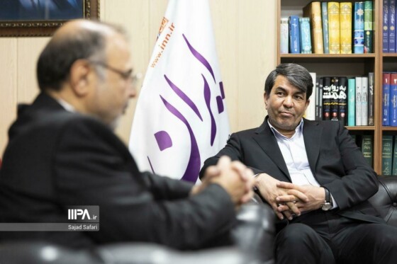 بازدید استاندار کرمان از روزنامه ایران