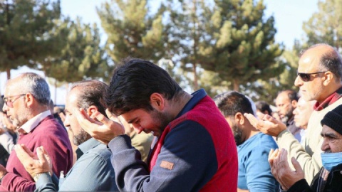 گزارش تصویری/ نماز طلب باران در شهرهای ایران اقامه شد