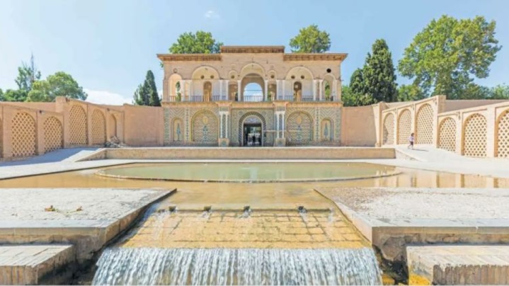 کرمان چگونه مقصد گردشگری شد؟