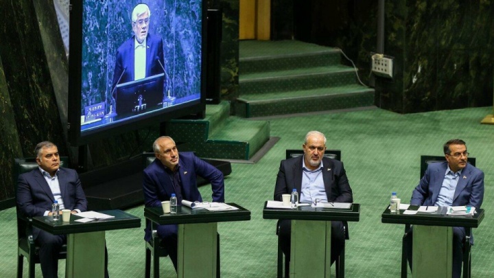 هم اندیشی دولت و مجلس برای تحقق قانون