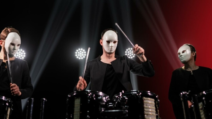 همنوایی نُت و نمایش روی صحنه