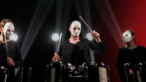 همنوایی نُت و نمایش روی صحنه