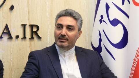 دولت و مجلس کنار هم باشند