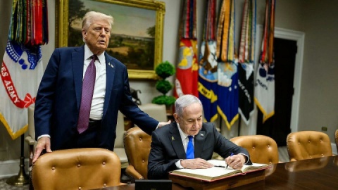 ترامپ شخصا برای گرفتن عفو نتانیاهو وارد عمل شد