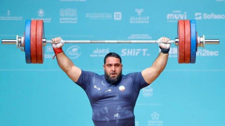 وزنه‌بردار فوق سنگین به دو برنز دست یافت