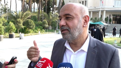 تأمین مالی داروخانه‌ها از طریق عرضه اوراق در بورس آغاز می‌شود