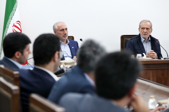 جلسه بررسی برنامه‌های افزایش تولید و رفع ناترازی‌ها در حوزه انرژی