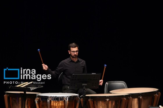«ارکستر سمفونیک تهران به رهبری «پانیذ فریوسفی»