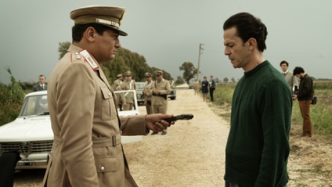 پرتره‌ای ناتمام از یک قاتل زنجیره‌ای