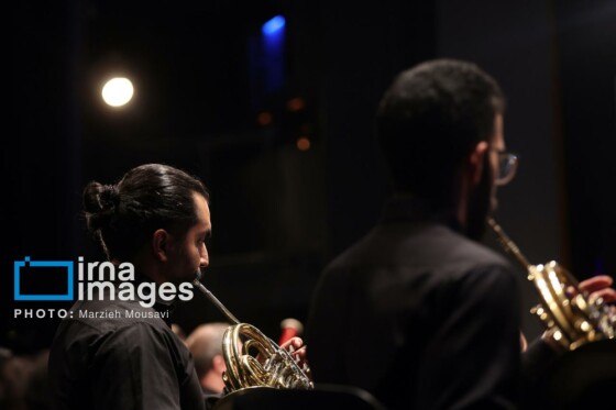 «ارکستر سمفونیک تهران به رهبری «پانیذ فریوسفی»