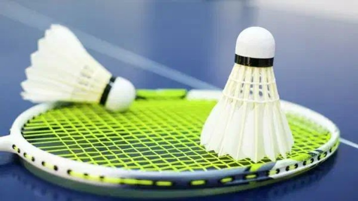 غریبه با من قدم بزن!