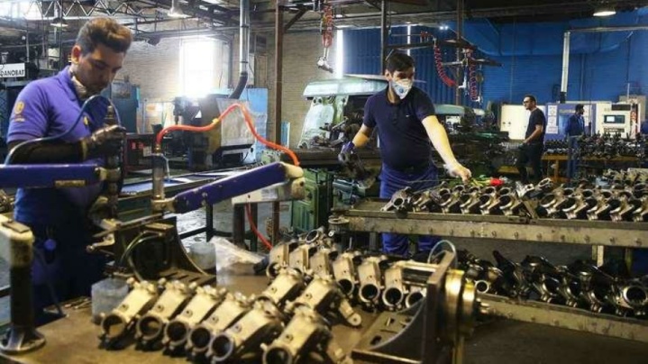 بسته حمایت از خودروسازان و زنجیره تامین خودرو تصویب شد